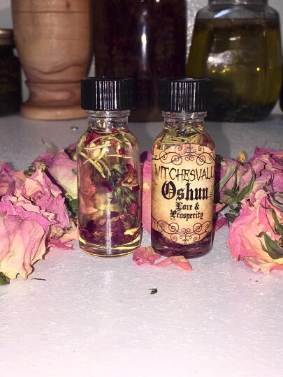 Set of 2 Oshun Goddess Yellow Dressed Conjured Candles + Oshun Oil, Diosa Ochun Veladora Preparad